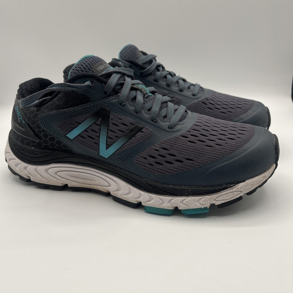 New Balance Women's 840v4 Walking/Running Shoe Charcoal Grey  Size 9.5